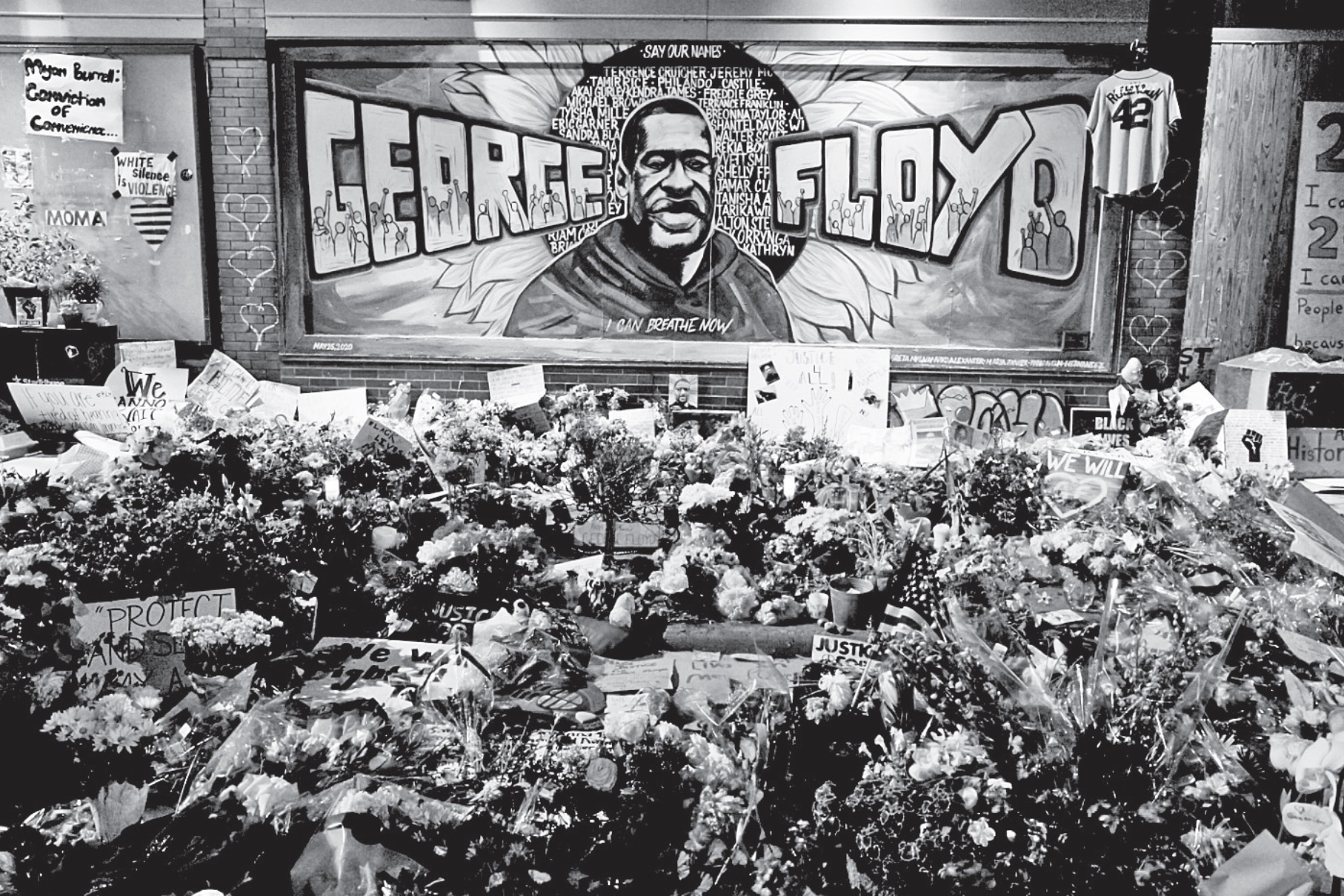 George Floyd mural at 38th and Chicago. Photo by Dymanh Chhoun